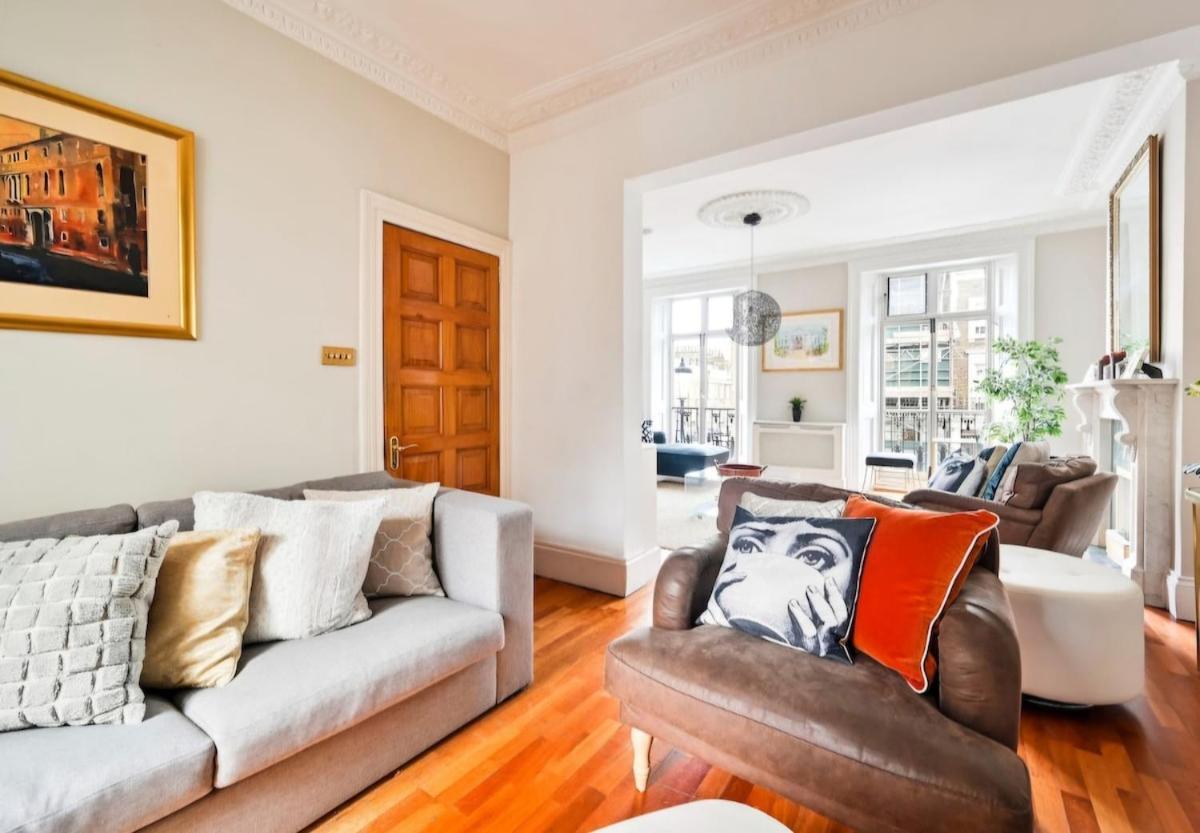 5 Bedrooms House In Chelsea