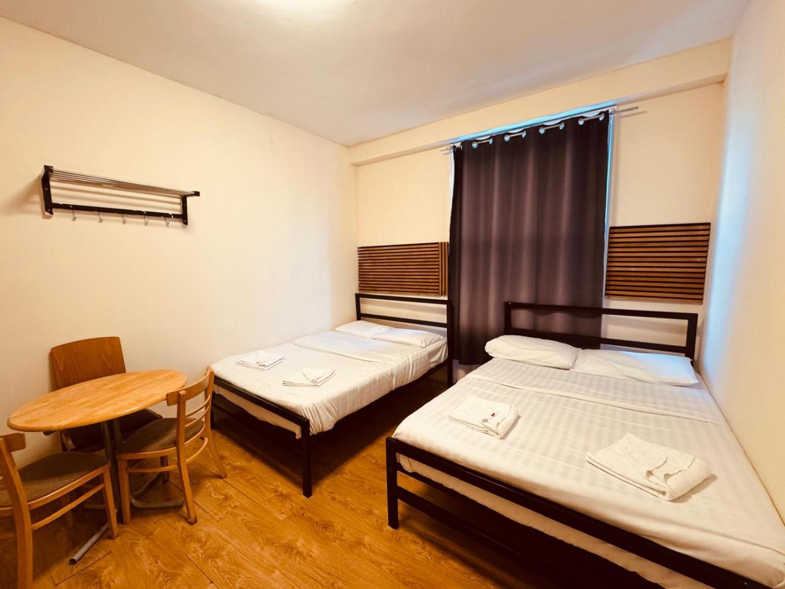 Collingham Place Apartment