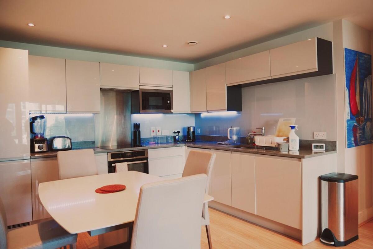 Appartement Stunning Two Bedroom *