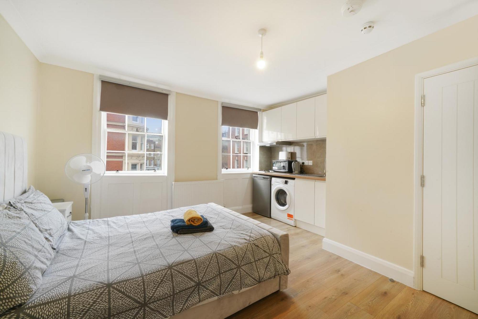 Serviced In W1 Zone 1 Apartment London