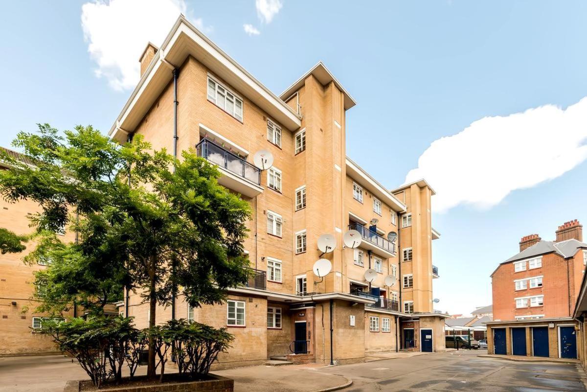 Homestay Hyde Park *