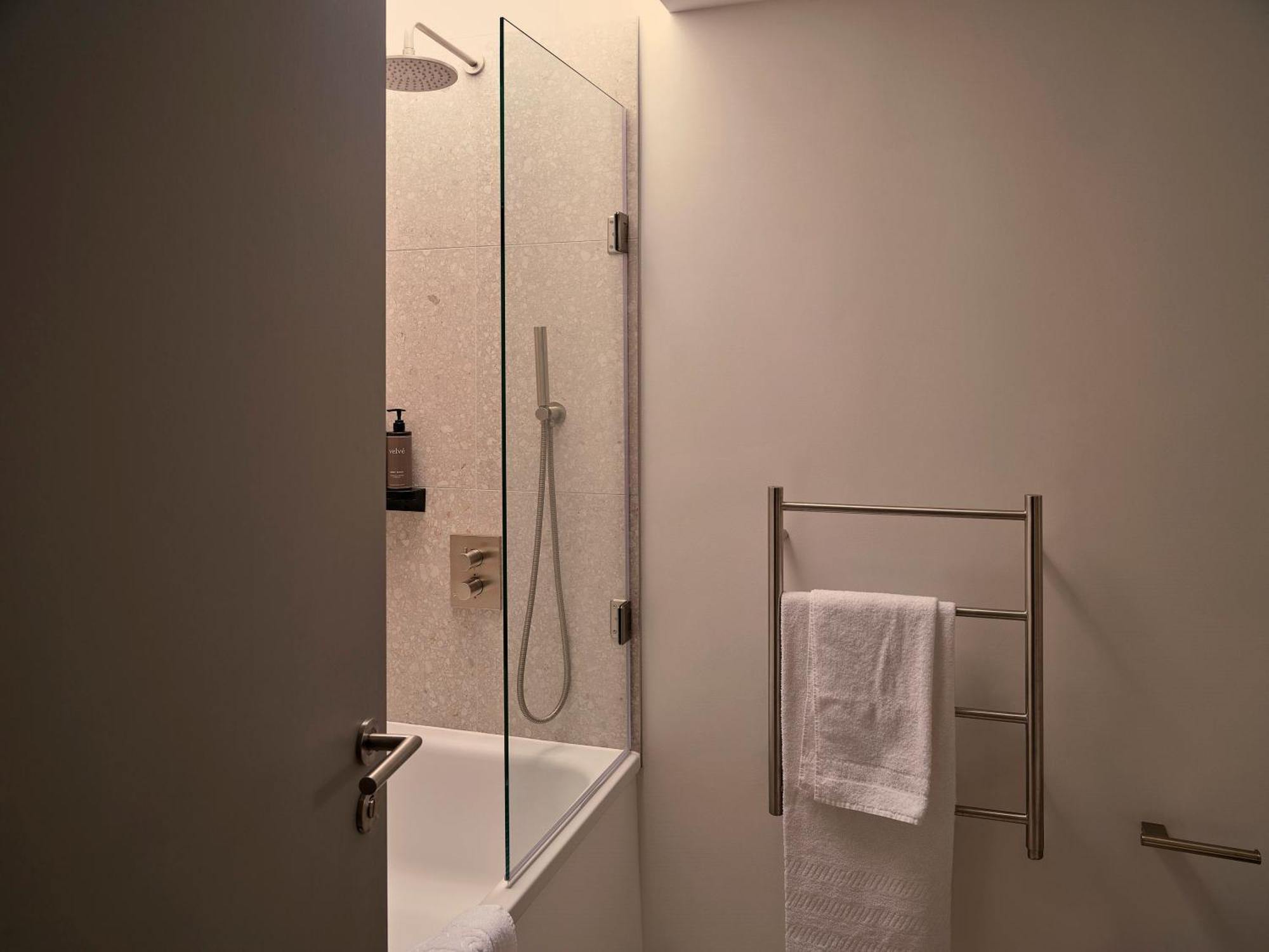 The Marloes Aparthotel London