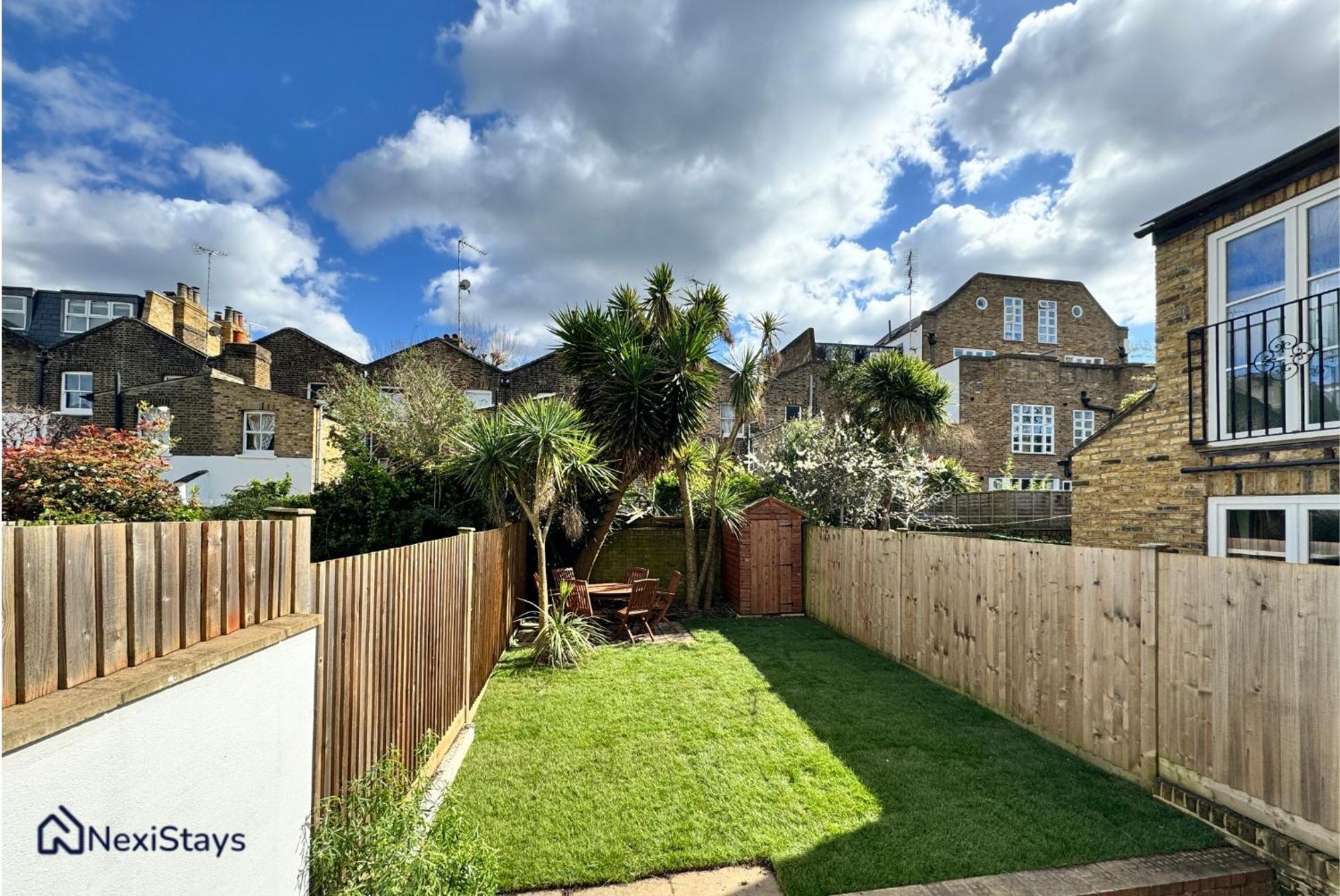 Apartment 10 Mins Walk To The Oval, The Kennington Retreat *