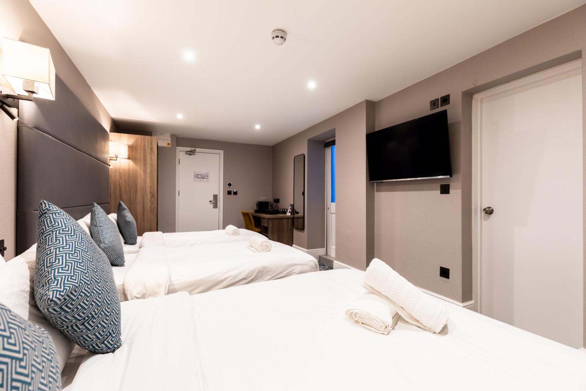 The Chapter - The J Hyde Park Hotel Londen