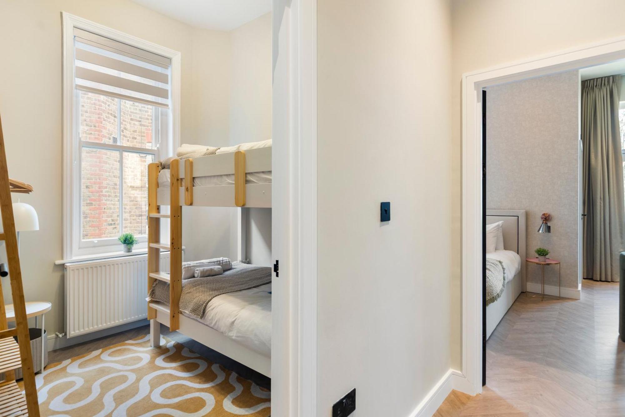 Luxury 3 Bedroom Flat 5 Min Walk To Maida Vale Tube Station * Londen
