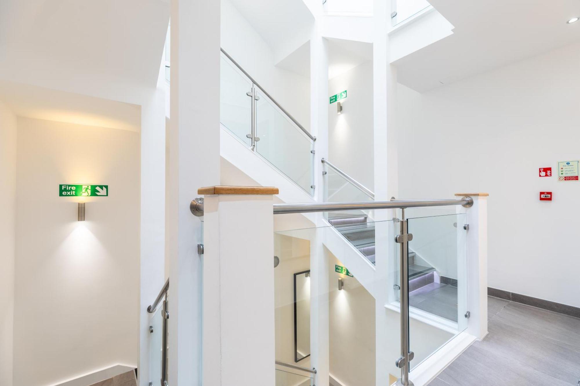 Apartment Clarges- Hsk London