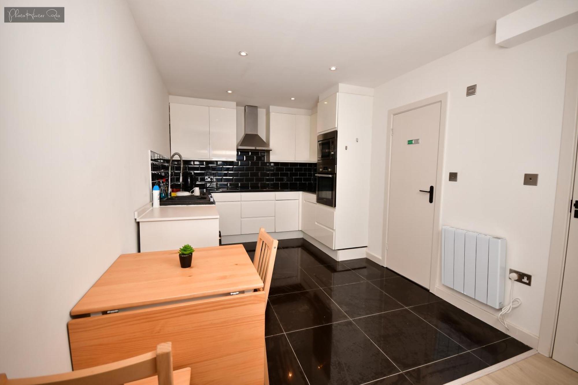 Gasthof Morden Stratford 2 With Shared Bathroom London