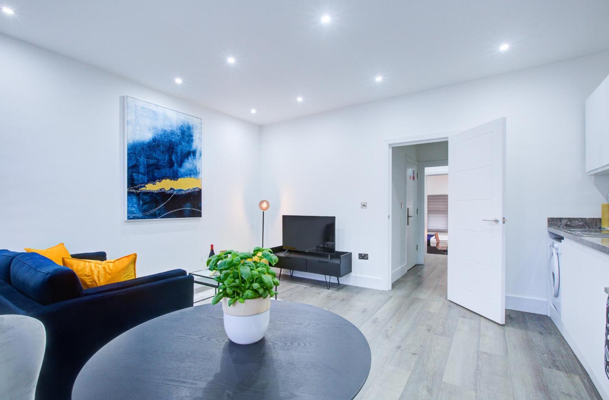 Hybrid Resi - Wandsworth Close To Clapham Apartment *