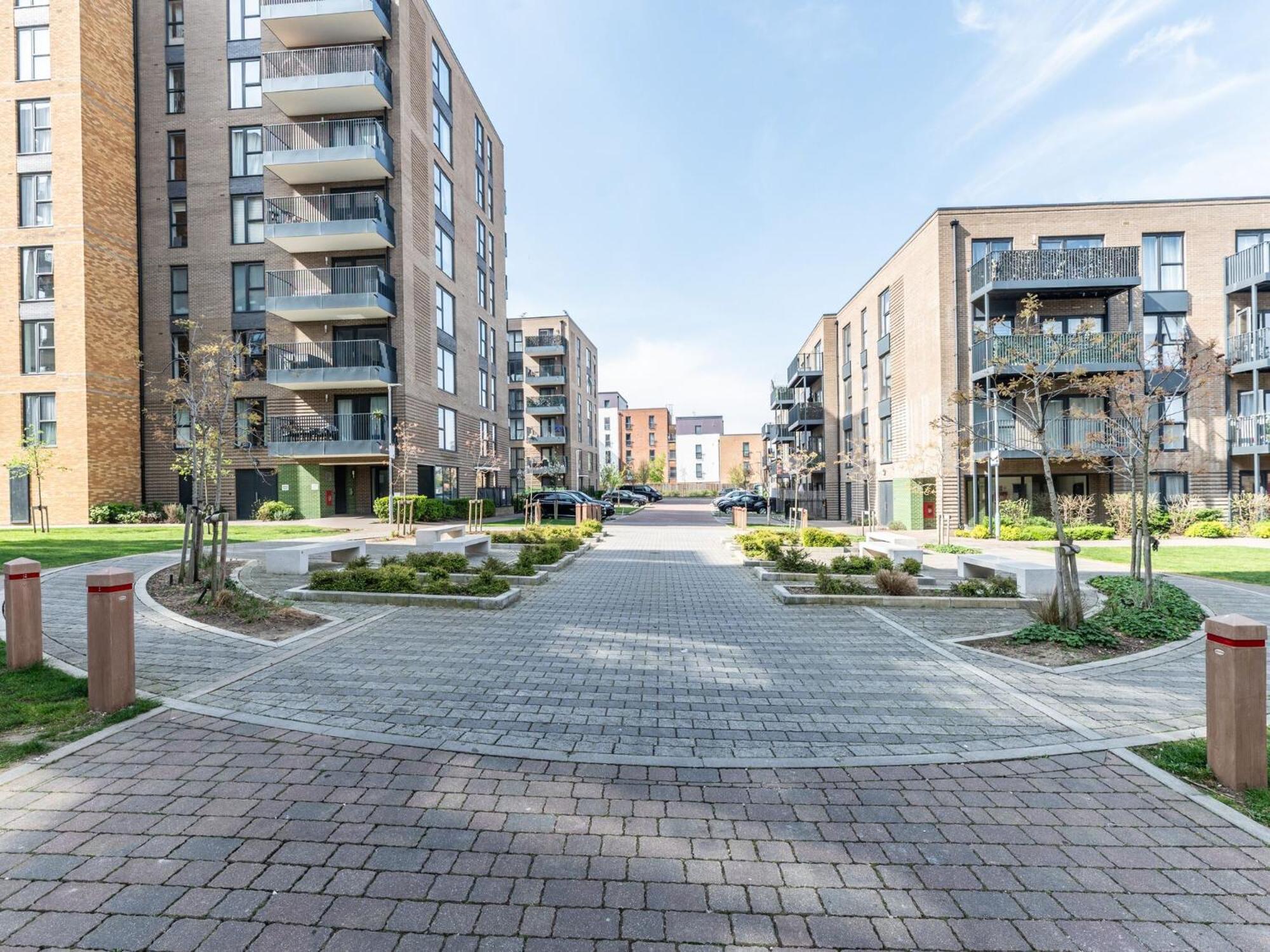 Apartment Pass The Keys Stylish Flat Near Charlton Station *