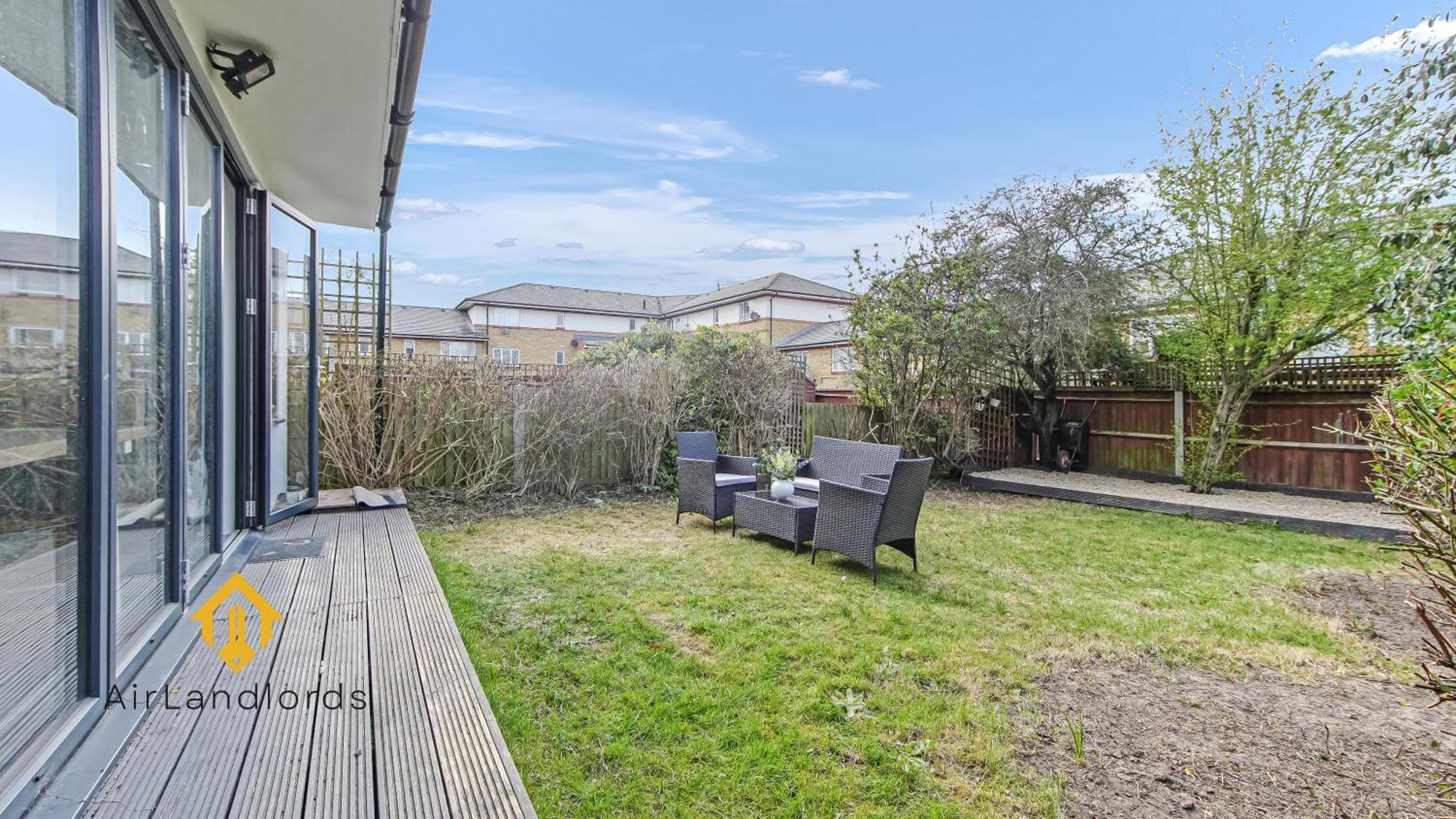 Holiday home Exclusive 3 Bedroom House Near Manor House! London