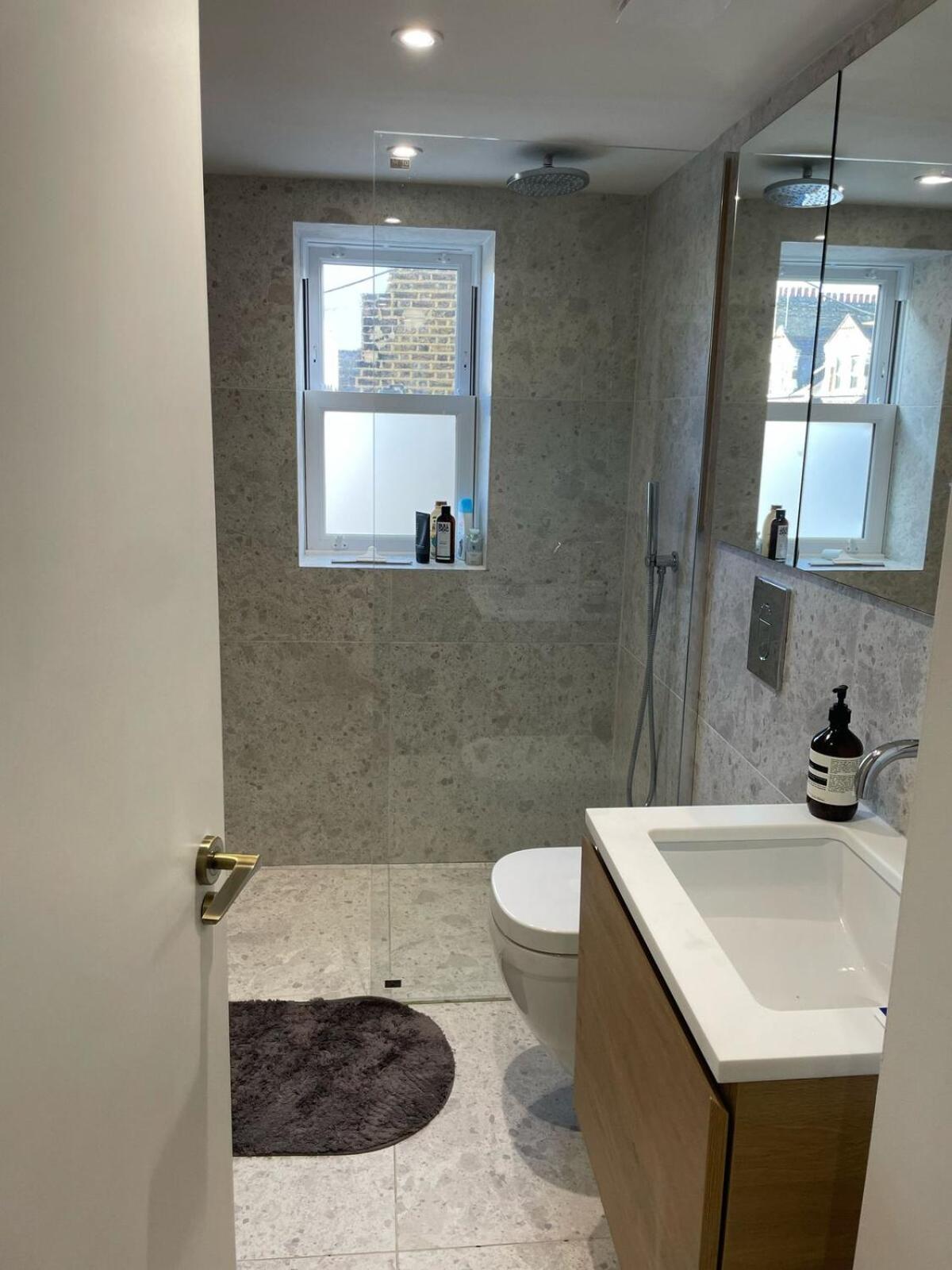 Apartment Boutique 2br With Roof Terrace Near Tube - West Kensington *