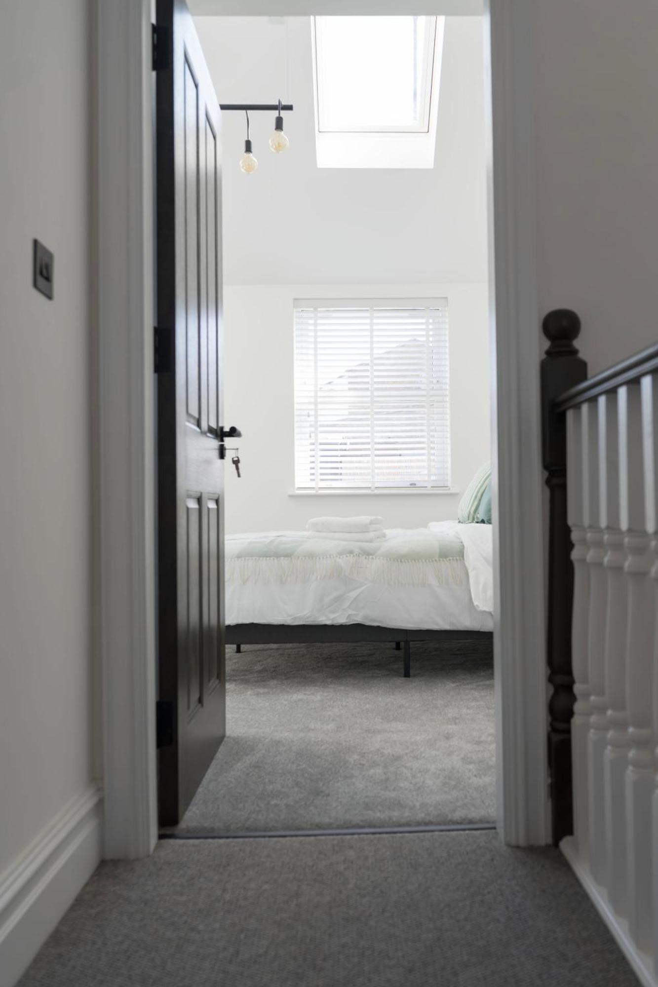 The Royal Whitechapel Apartment *