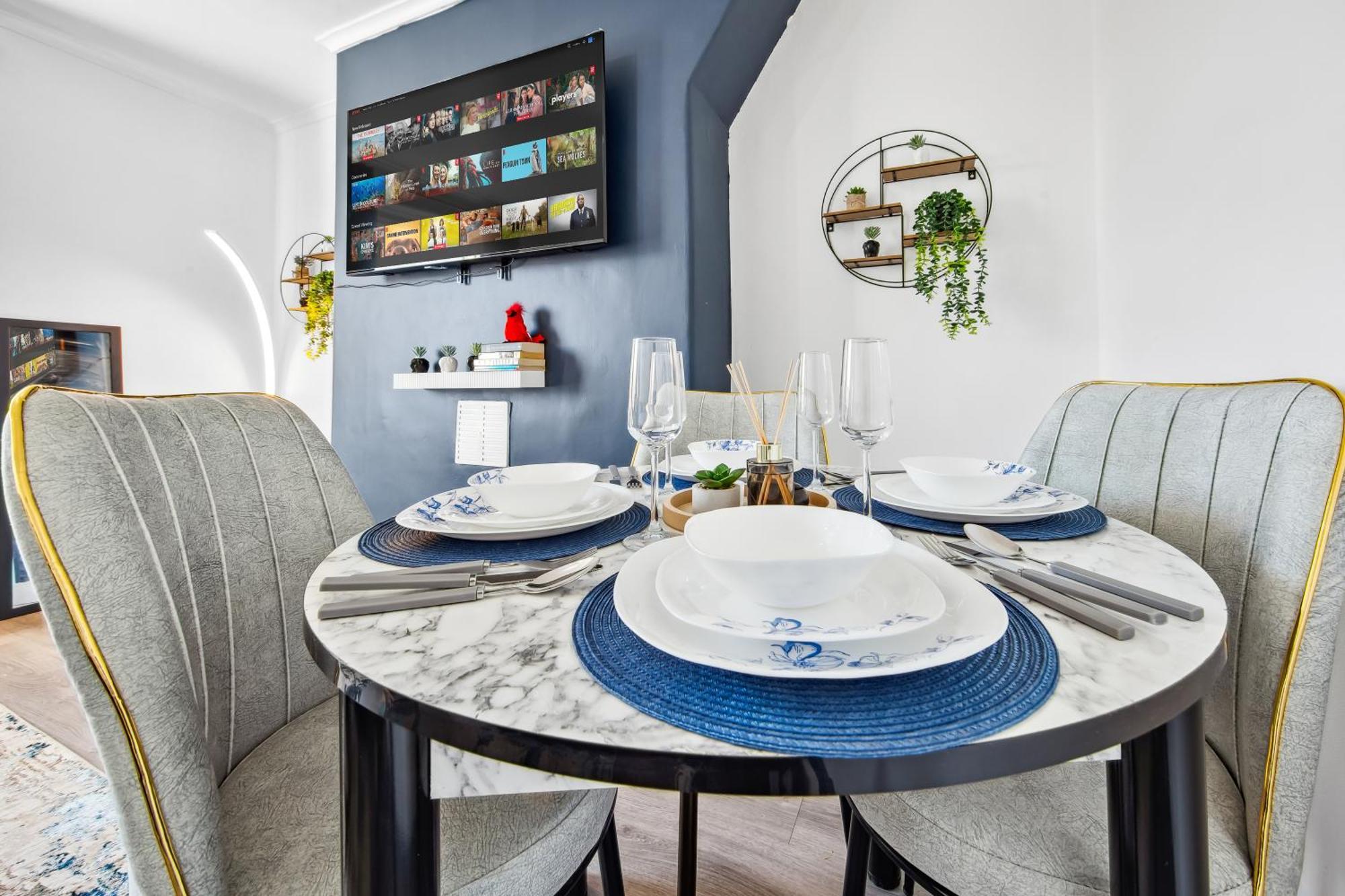 Apartment Modern 2 Bed Sleeps 7