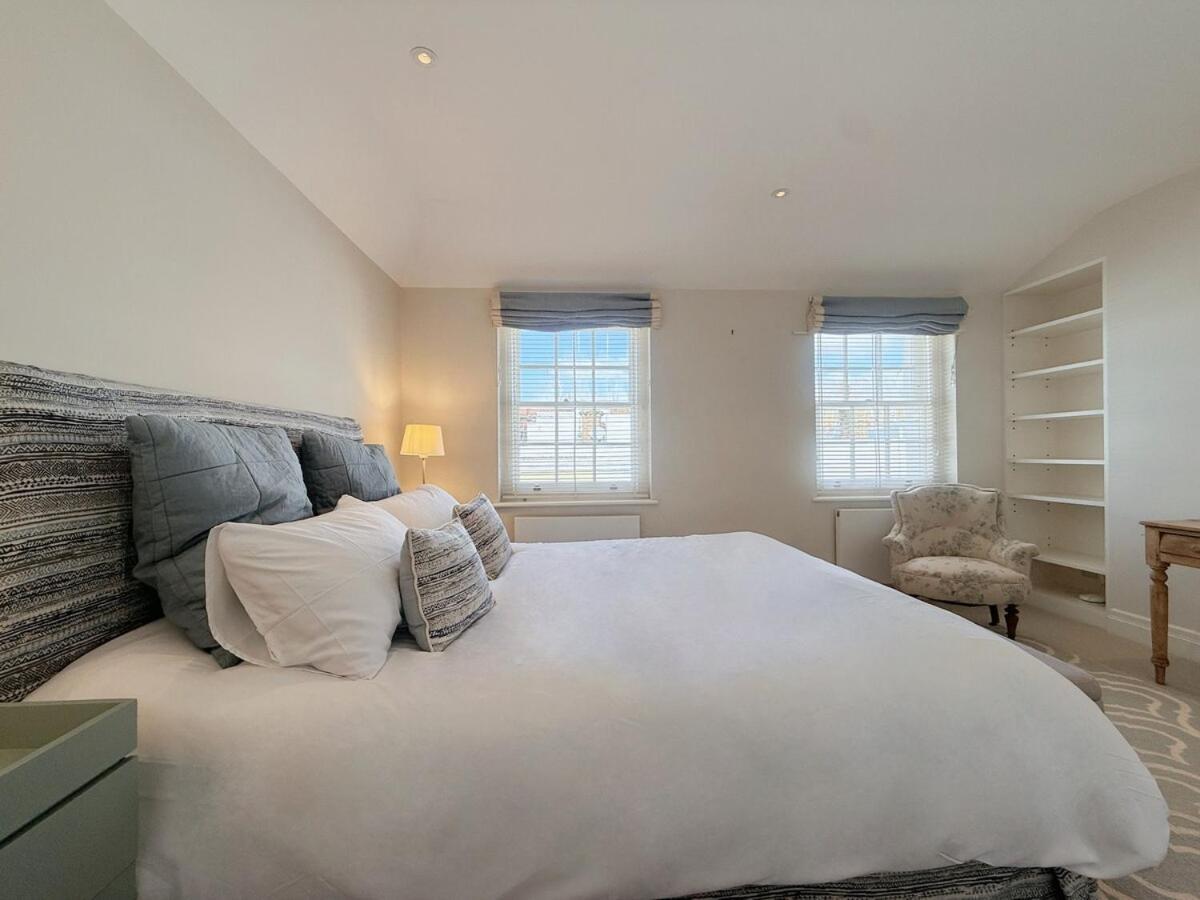 Villa Stylish 3-bedroom Terrace House Near Earls Court London
