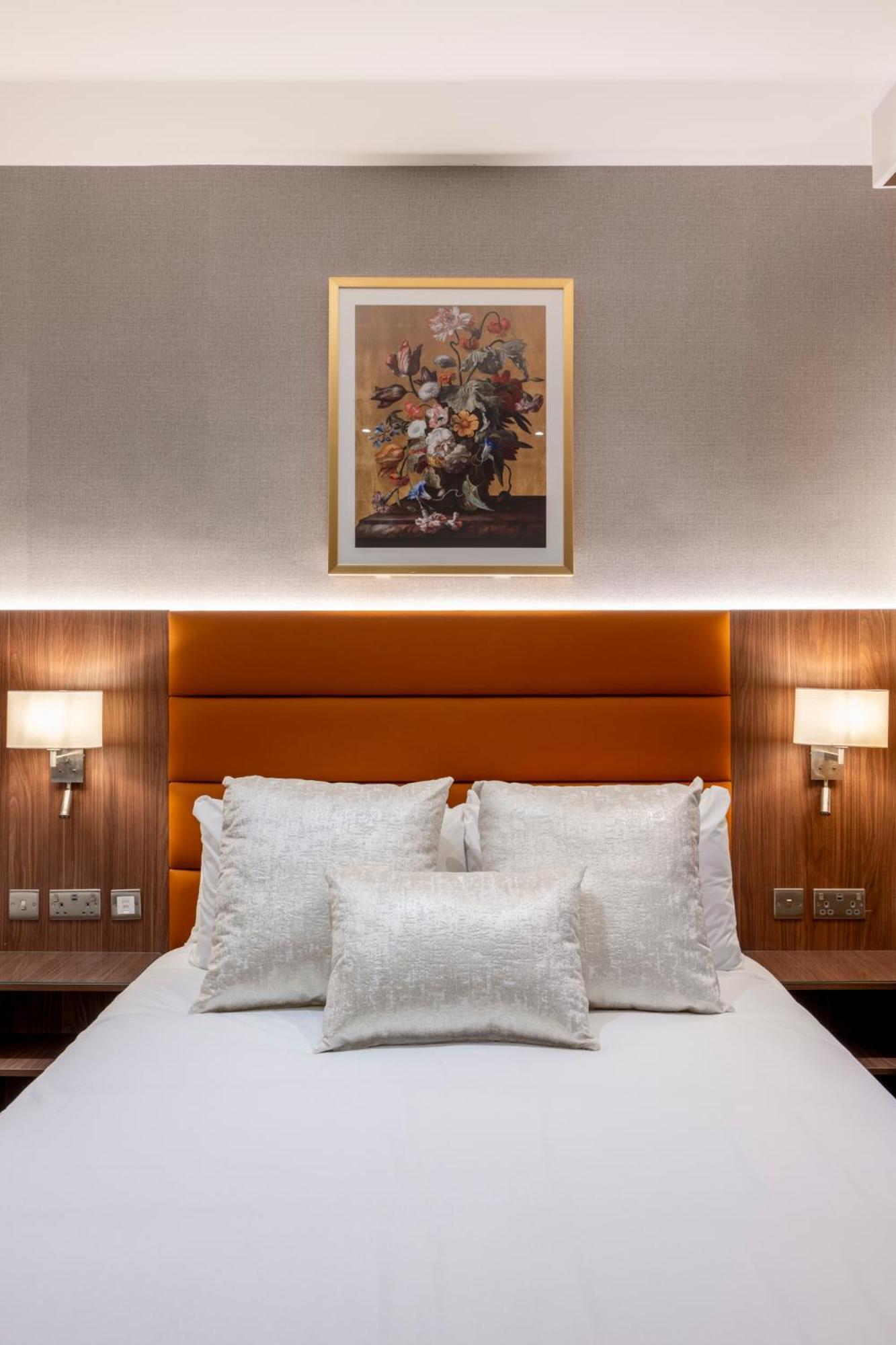 Hotel Grand Concerto London
