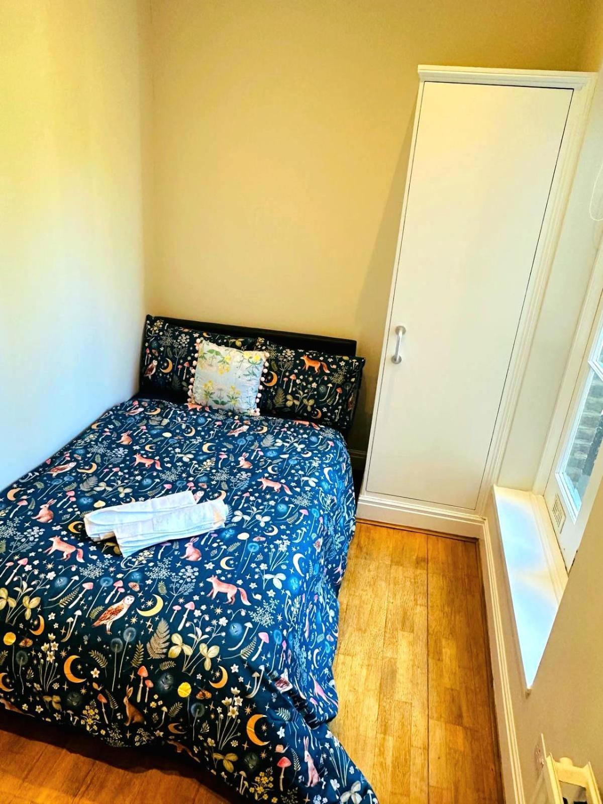 Apartment Delightful By Kensington & Chelsea Desirable Locations W8 Sw *