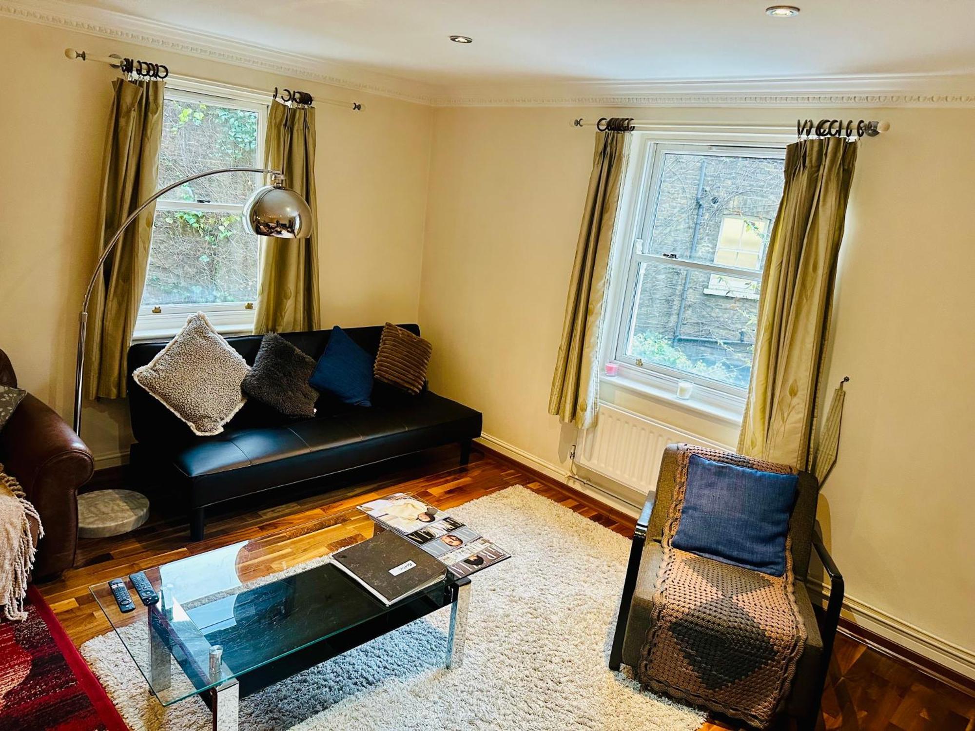 Apartment Delightful By Kensington & Chelsea Desirable Locations W8 Sw