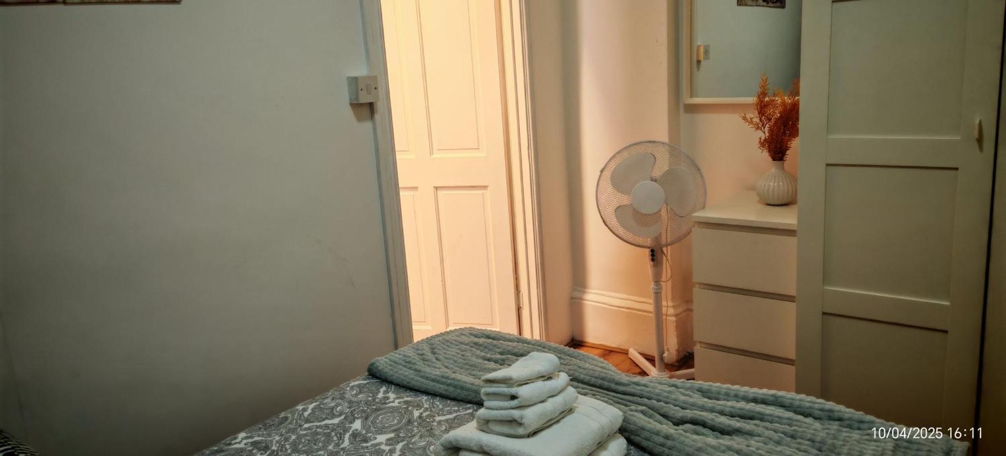 Bayswater One Bedroom Apartment London