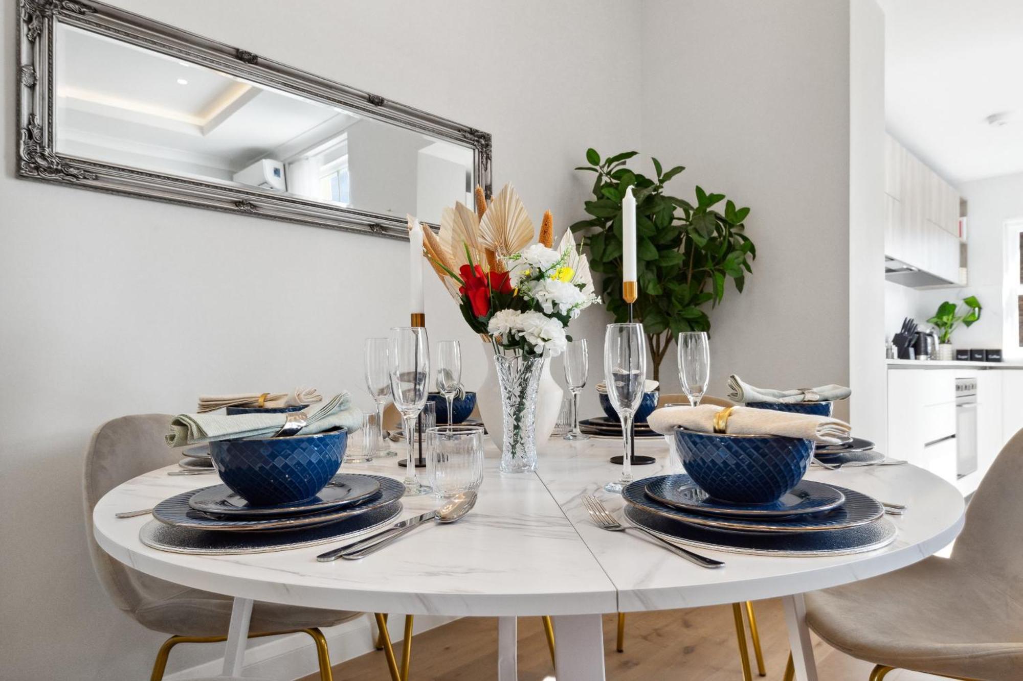 The Notting Hill Apartment *