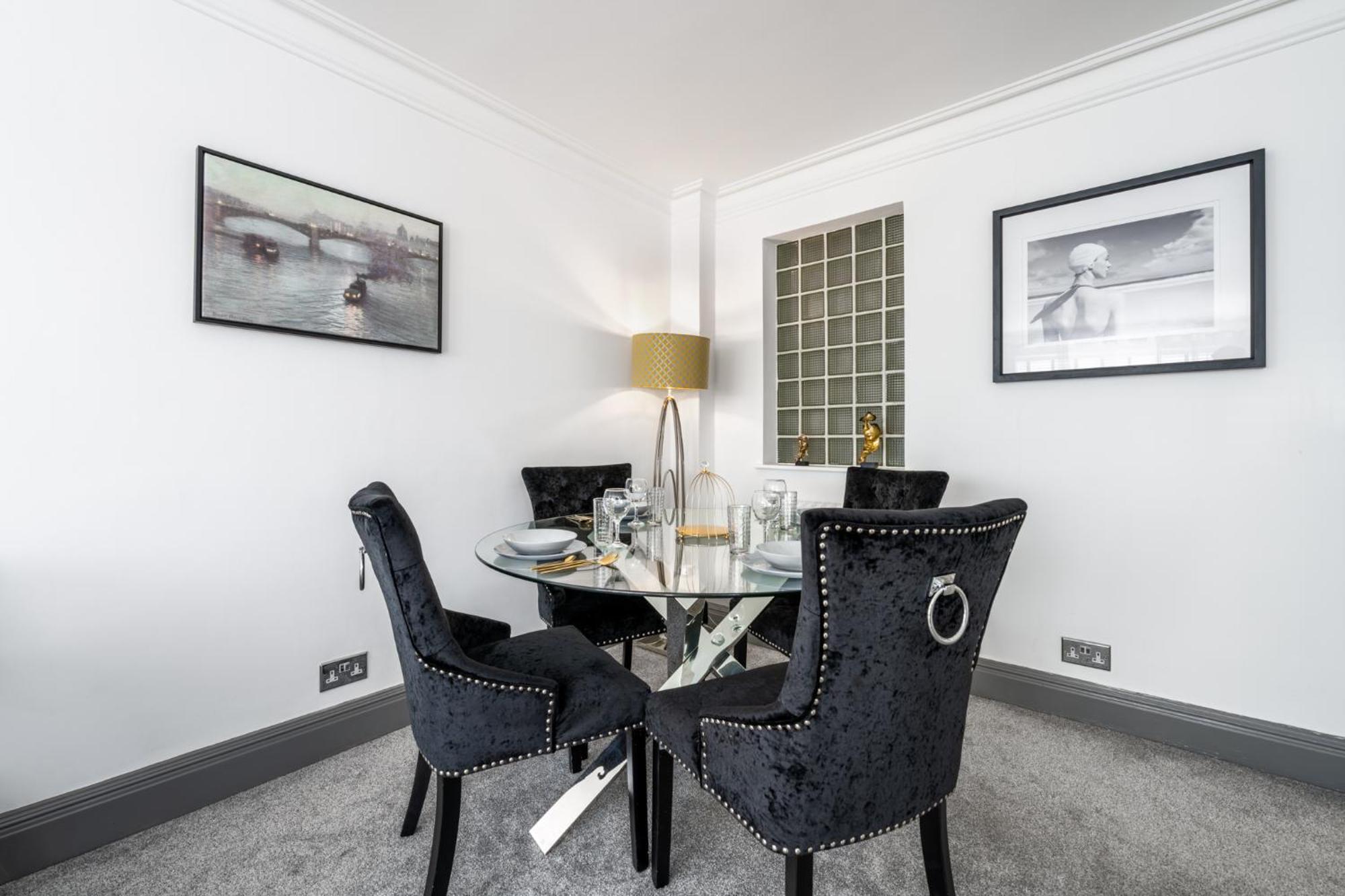 Deluxe With Terrace Over Harrods