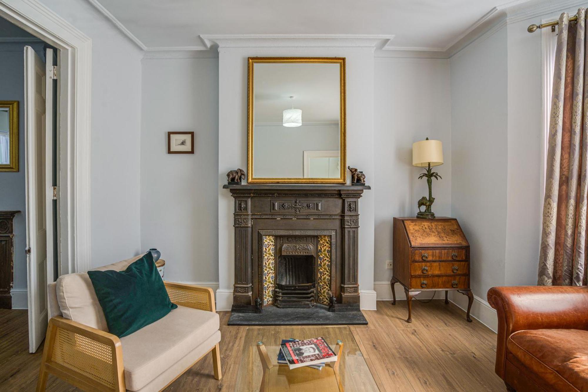 Spacious 4br Family & Corporate Holiday home London