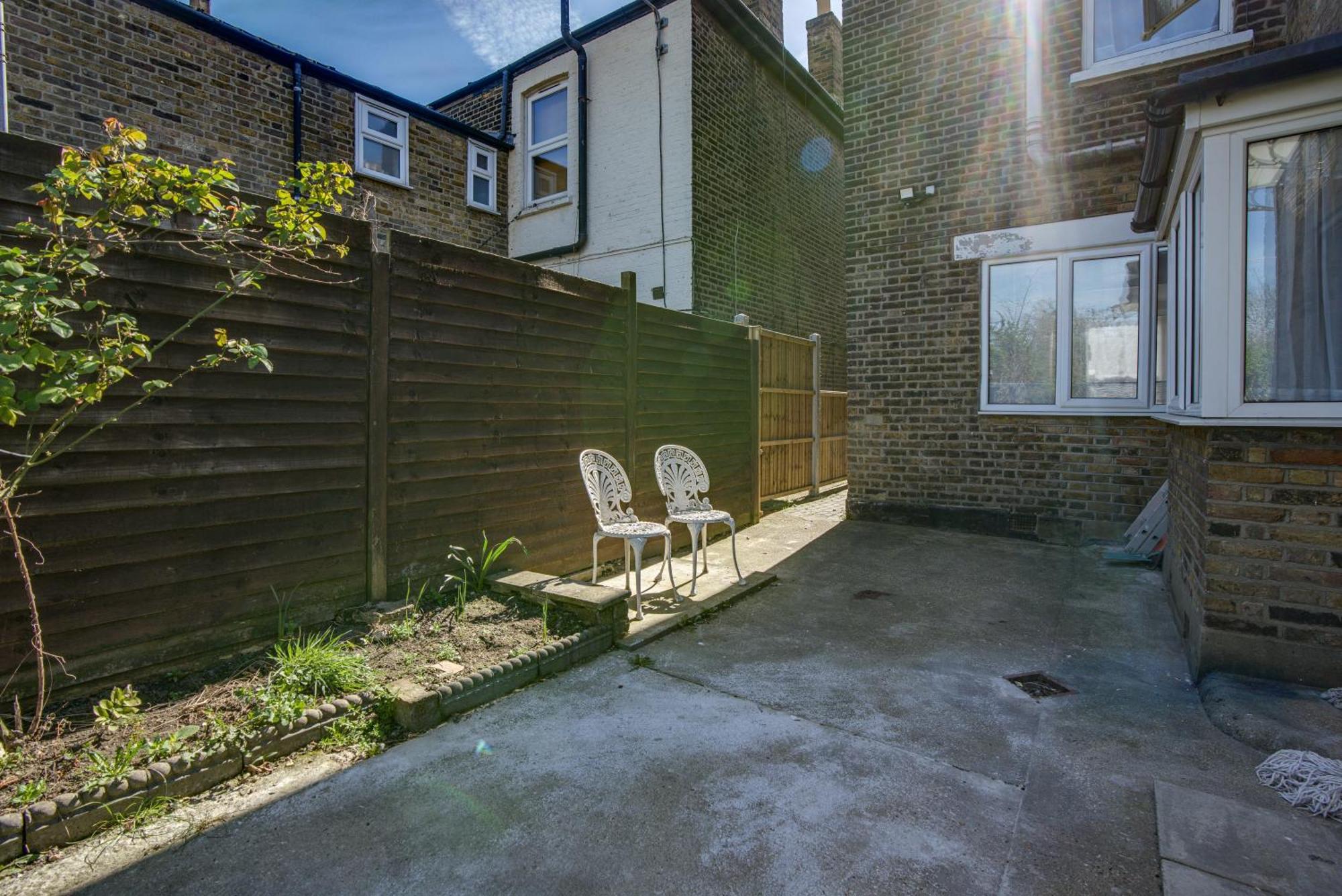 Spacious 4br Family & Corporate Holiday home *