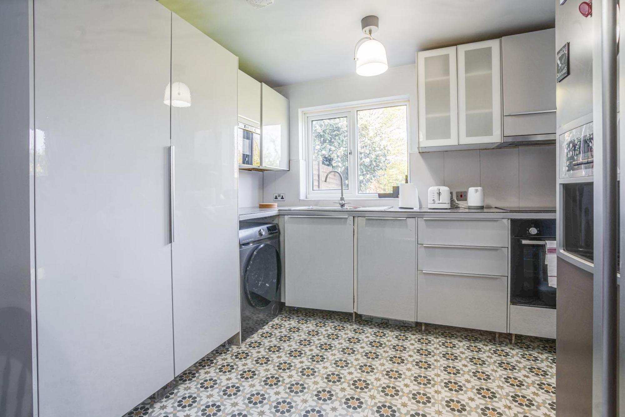 Holiday home Spacious 4br Family & Corporate *