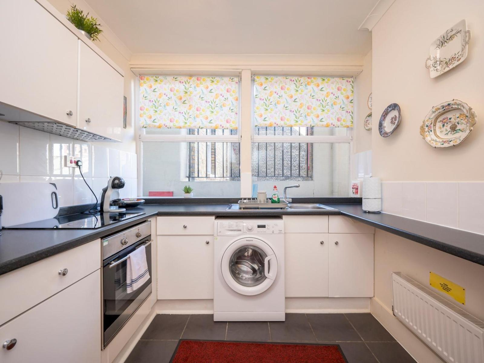 Apartment Elegant Bloomsbury Flat In Historic Pass The Keys