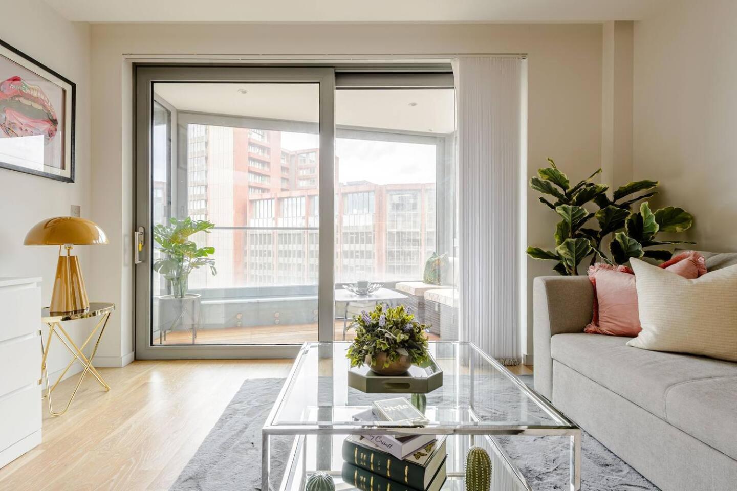 King's Cross 2 Bed Luxury - Sleeps 4 *