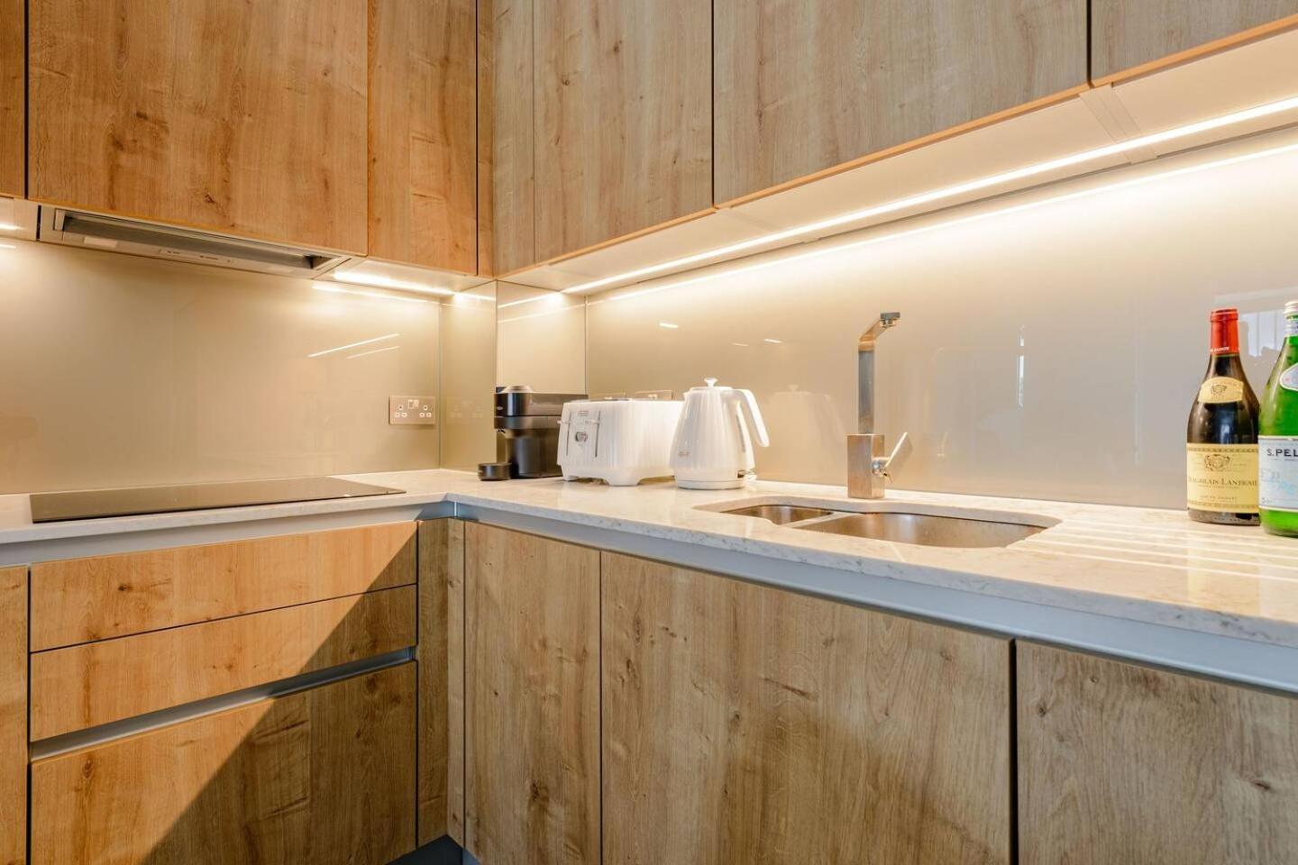 Apartment King's Cross 2 Bed Luxury - Sleeps 4 London