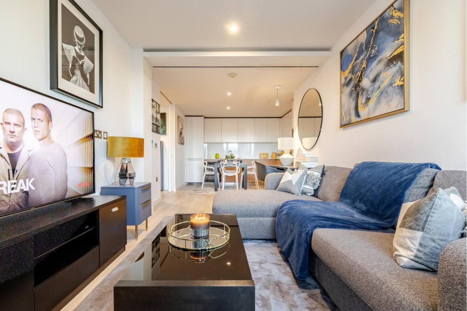 Luxe 2 Bed In Heart Of Soho Apartment *