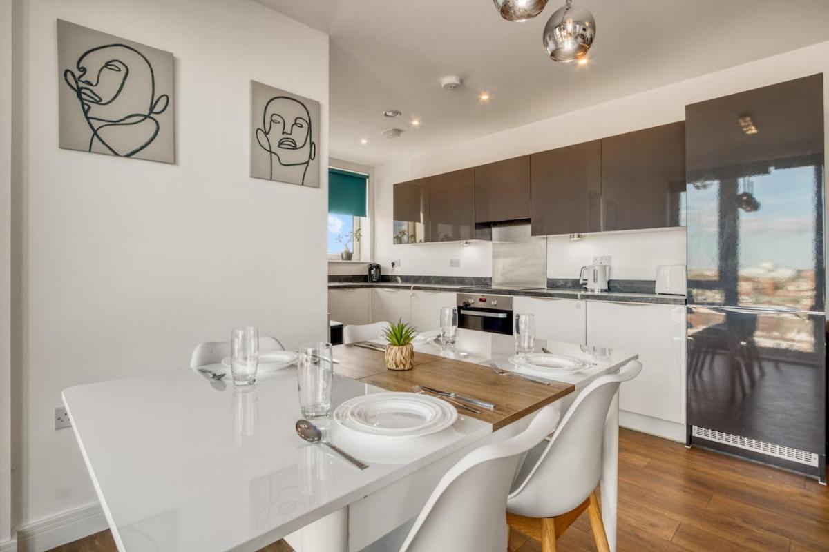 Apartment Modern Charming 2 Bed Flat With Amazing Views London