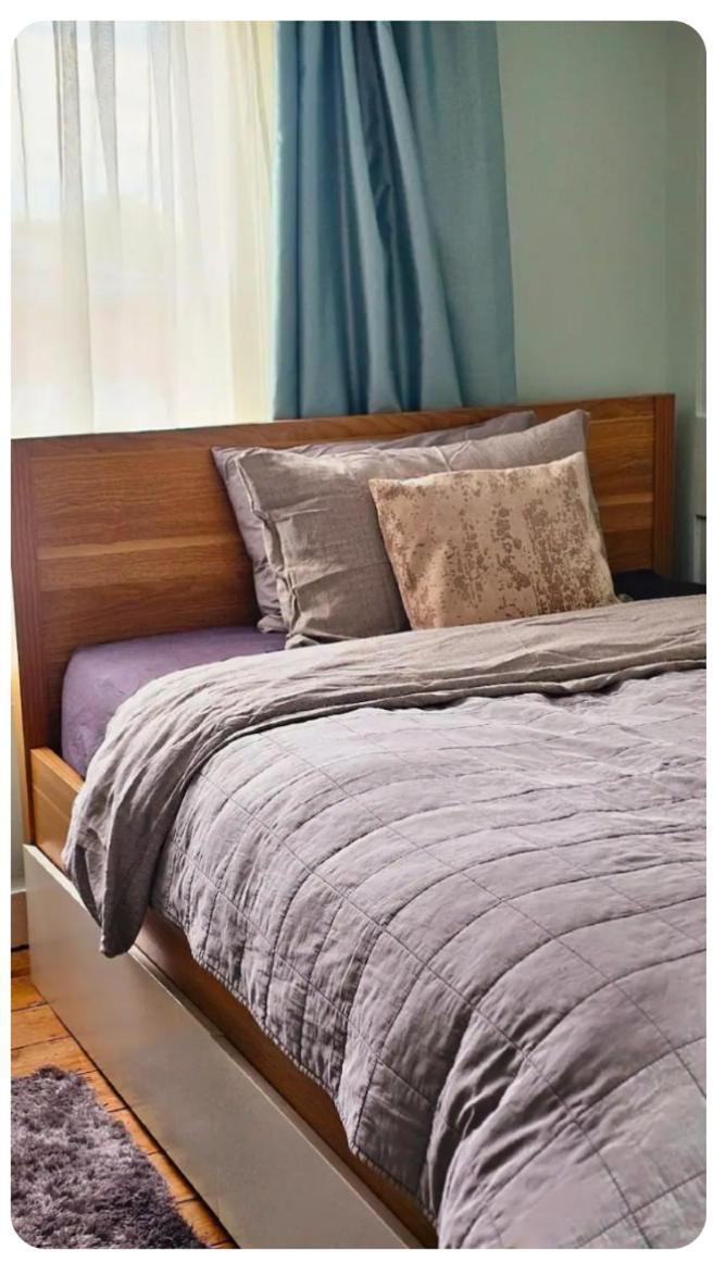 Homestay Comfy Bedroom In Superb Convenient Location Se5 0tj London