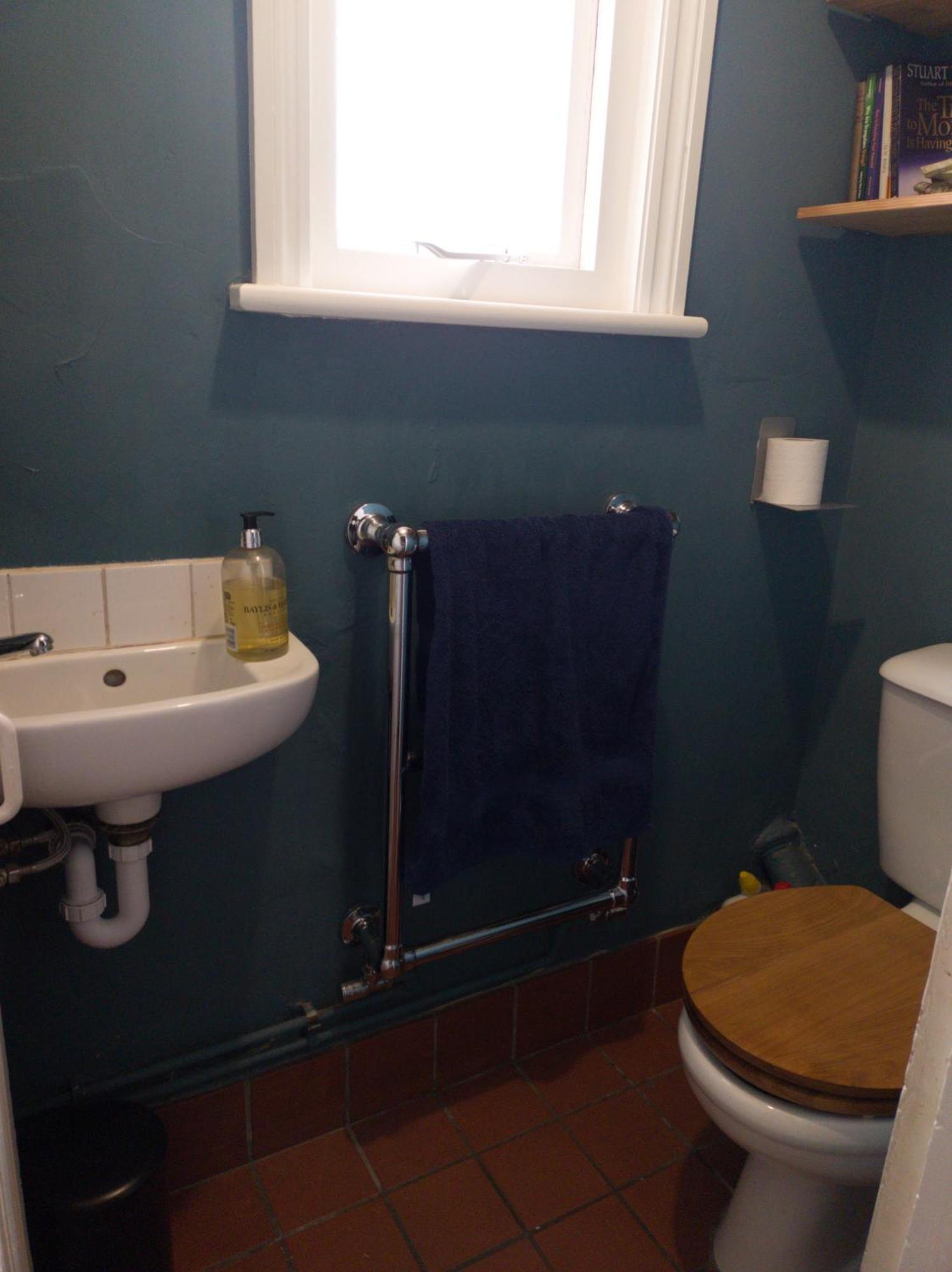 Comfy Bedroom In Superb Convenient Location Se5 0tj Homestay London