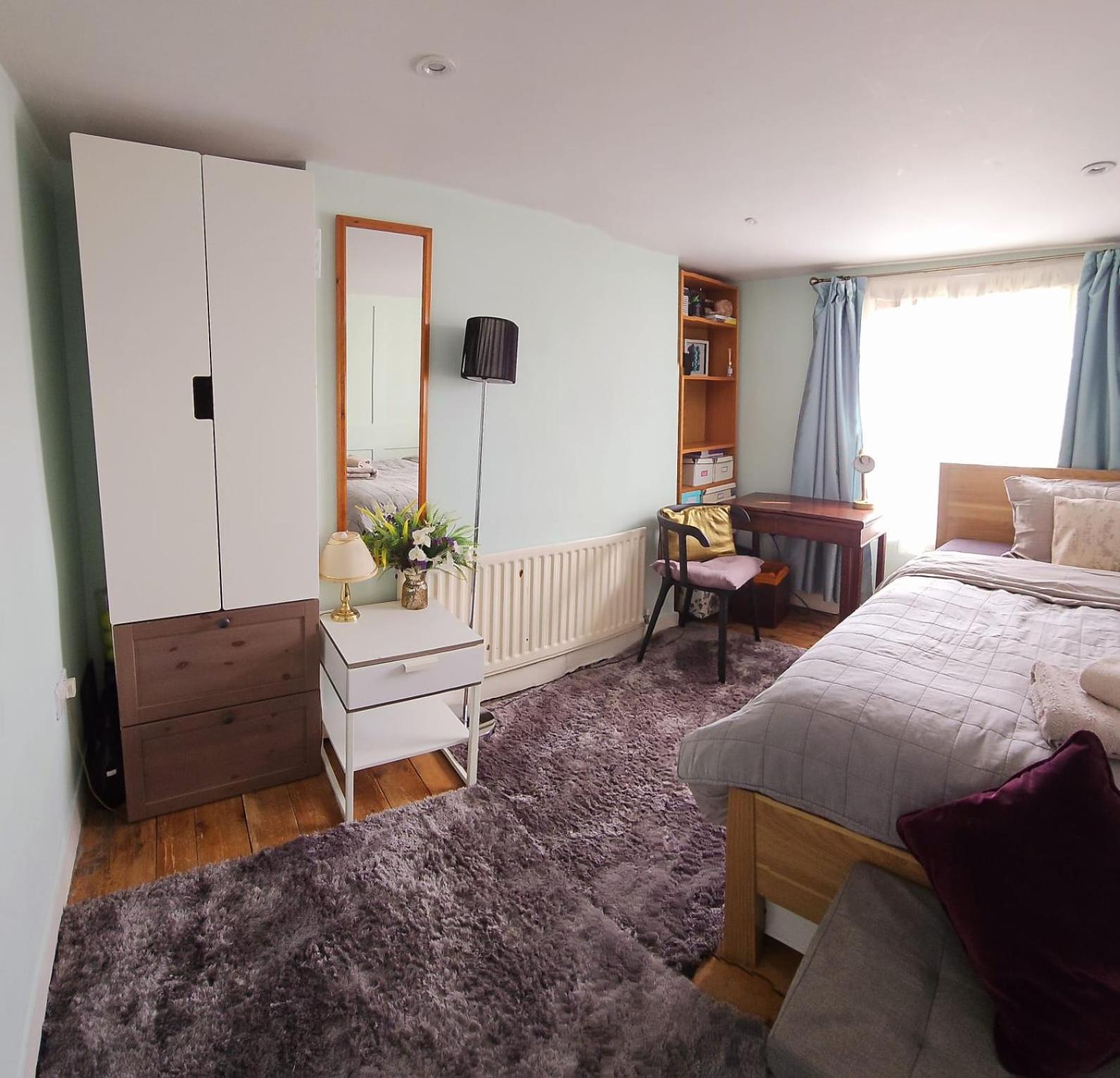 Comfy Bedroom In Superb Convenient Location Se5 0tj