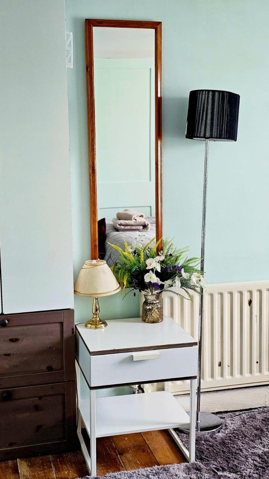 Comfy Bedroom In Superb Convenient Location Se5 0tj *