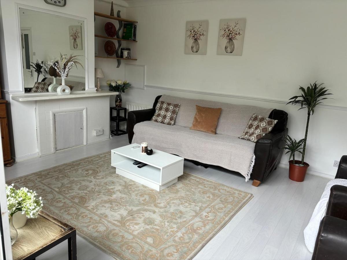 Lovely Spacious By Brick Lane * London