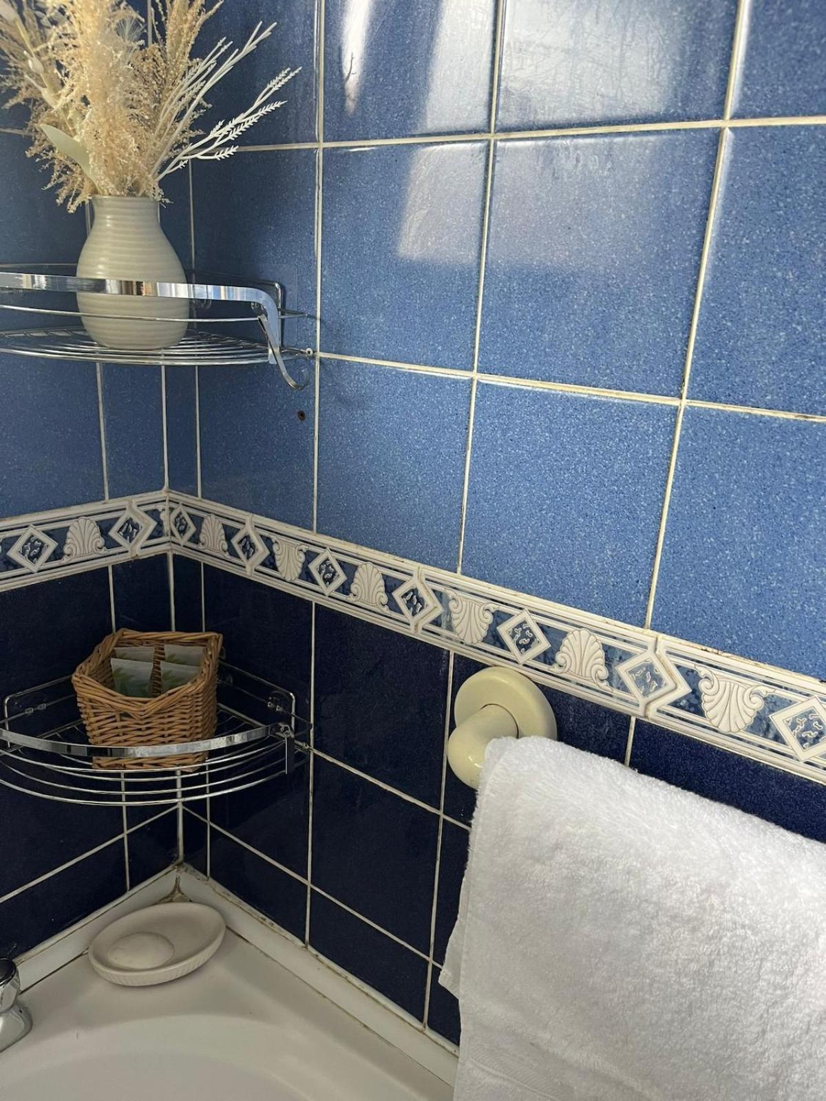 Lovely Spacious By Brick Lane Apartment London