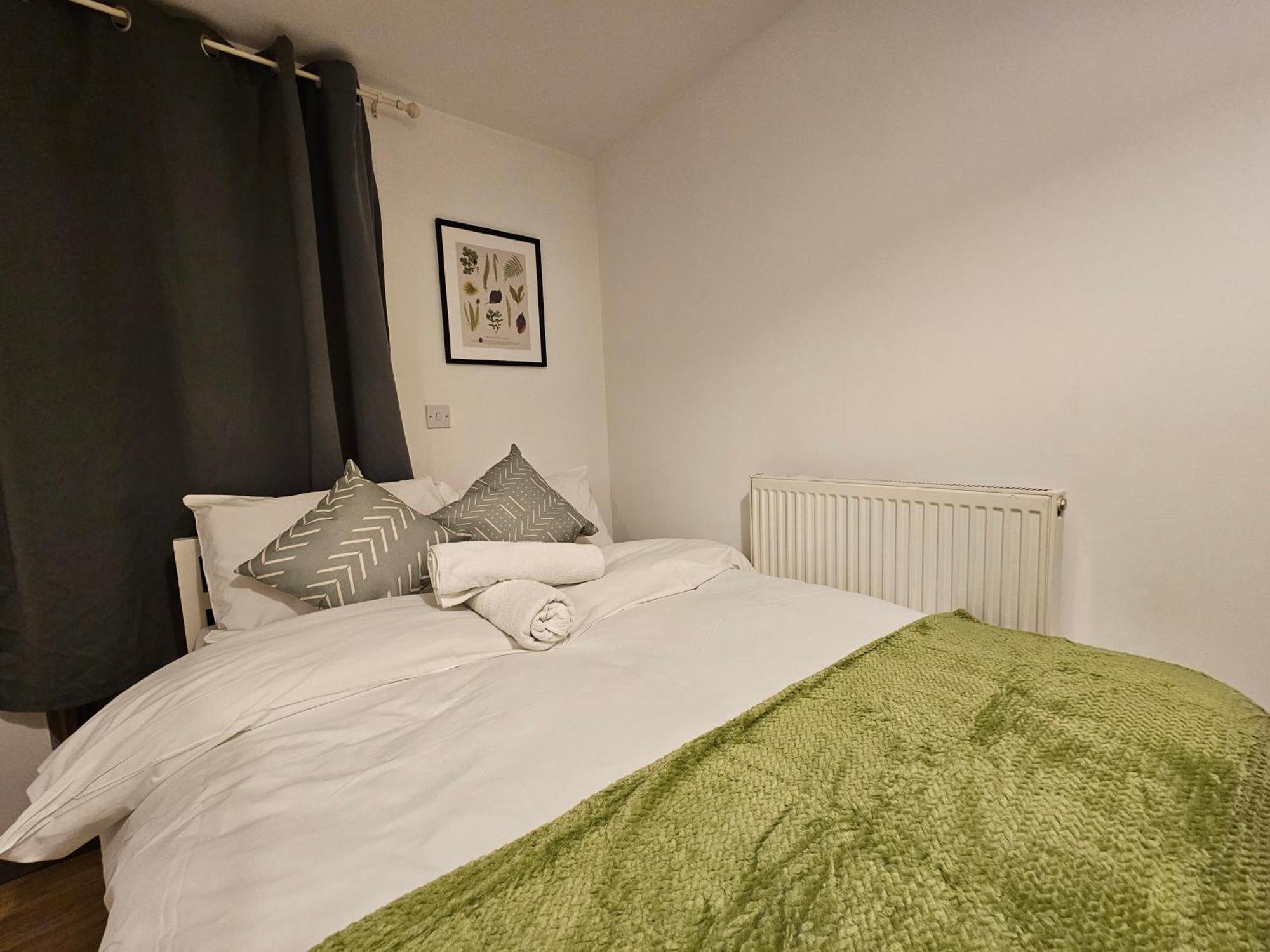 E1 Luxury Habitación en casa particular Londres