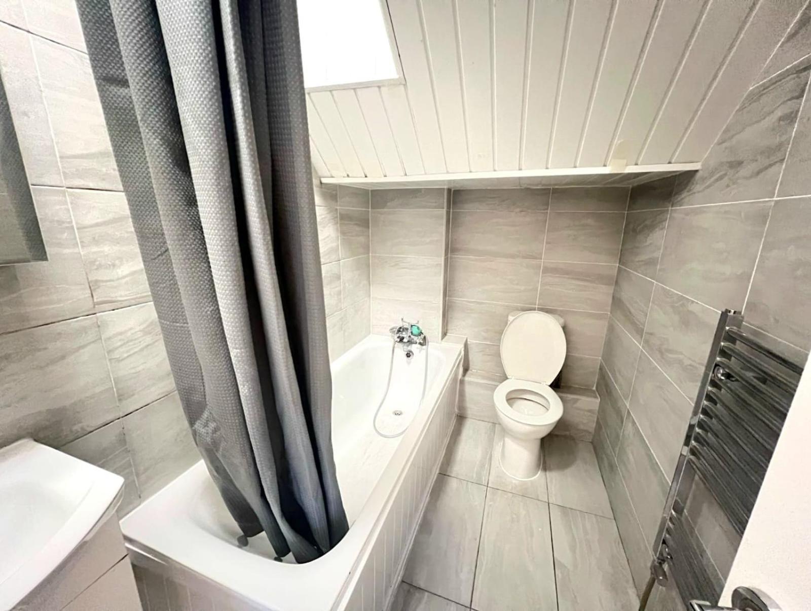Apartment Comfortable 2-bedriim In The Heart Of London
