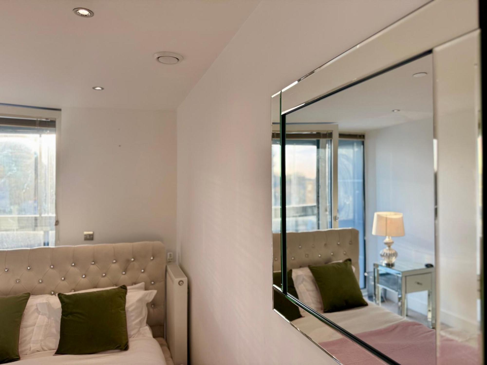 Luxury Penthouse Greenwich Apartamento