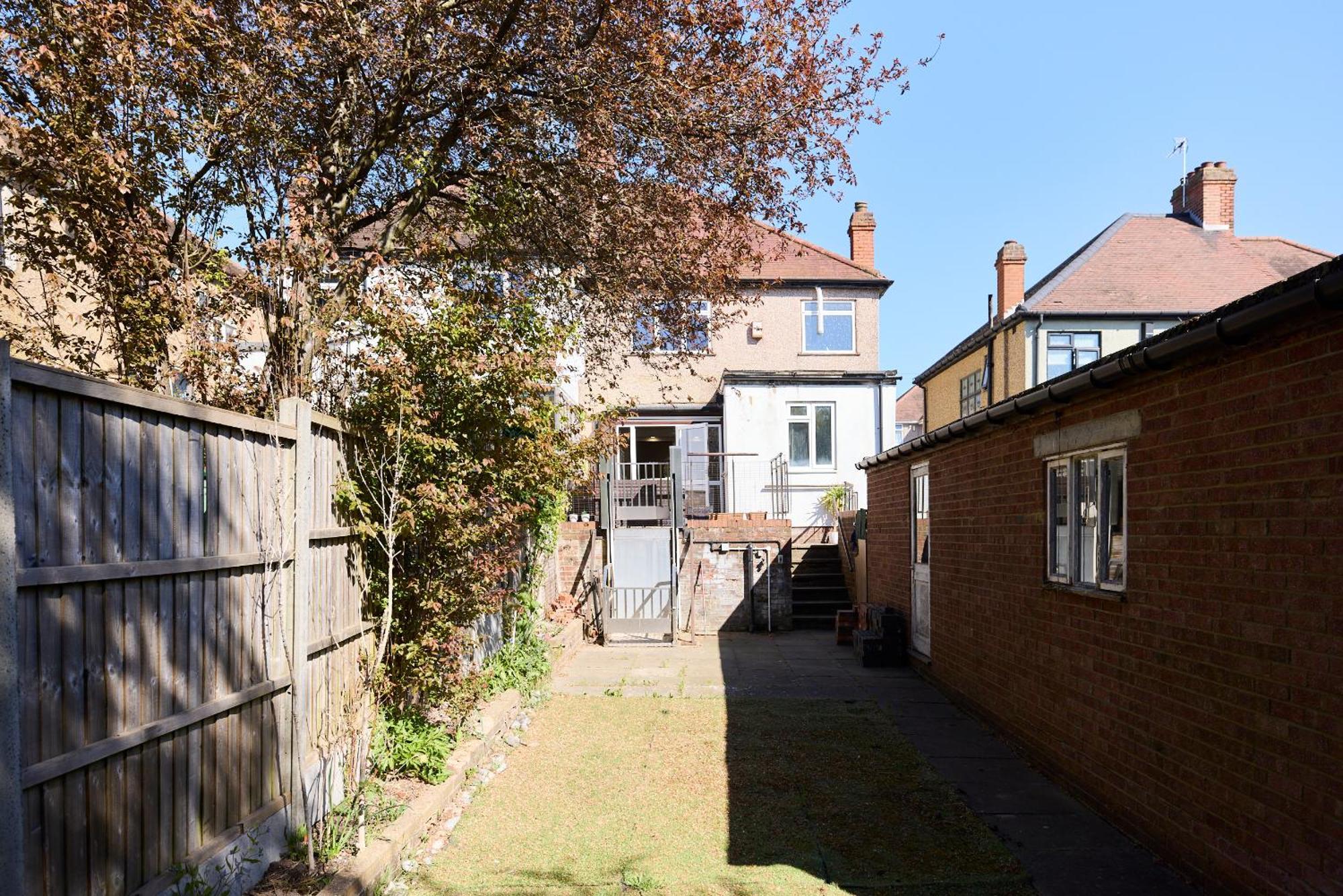 Apartment The Randall Retreat - Spacious 4bdr With Garden London