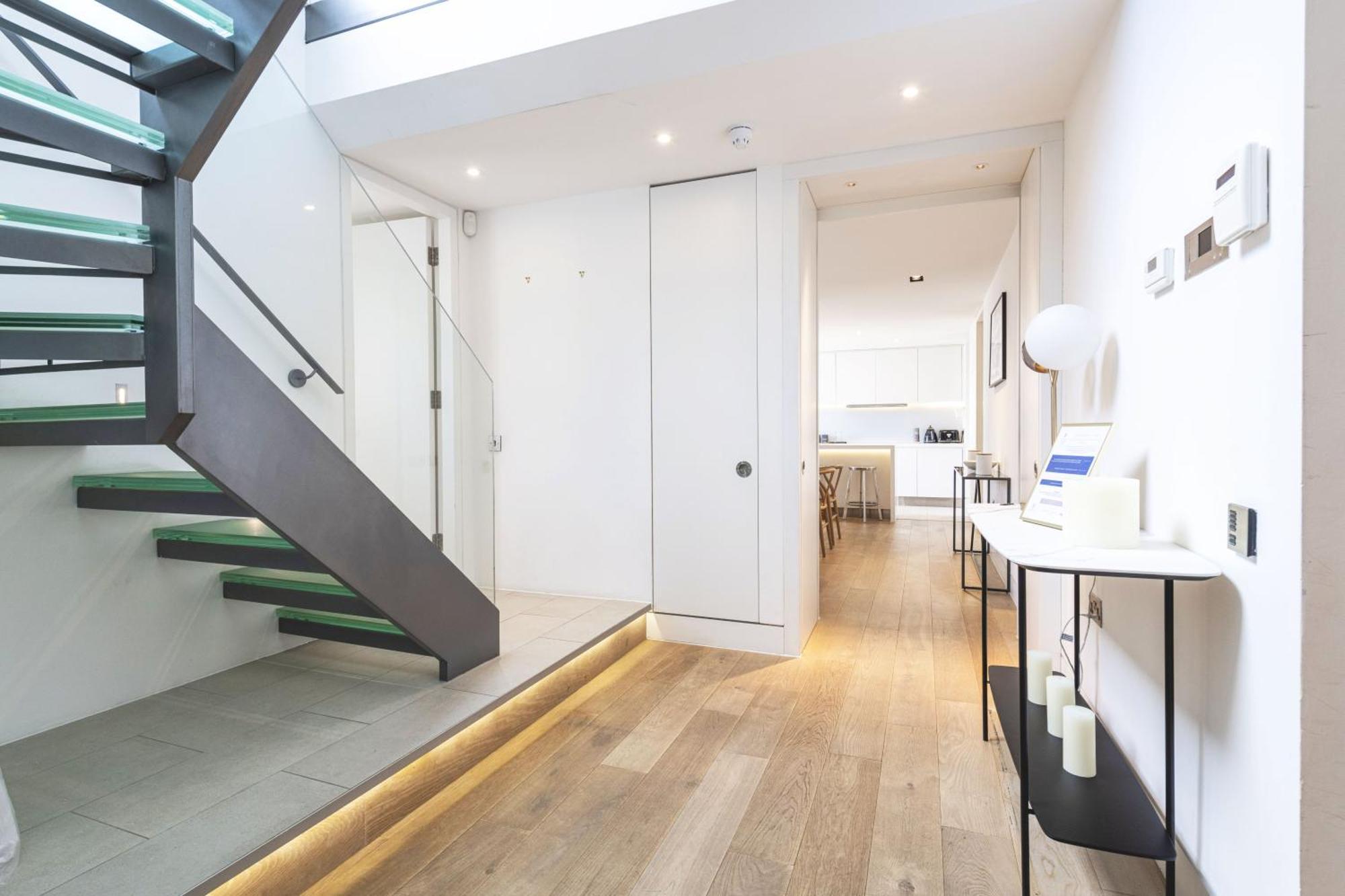 The Tate Modern Penthouse - Elegant 2-bedroom On Southbank Apartment *