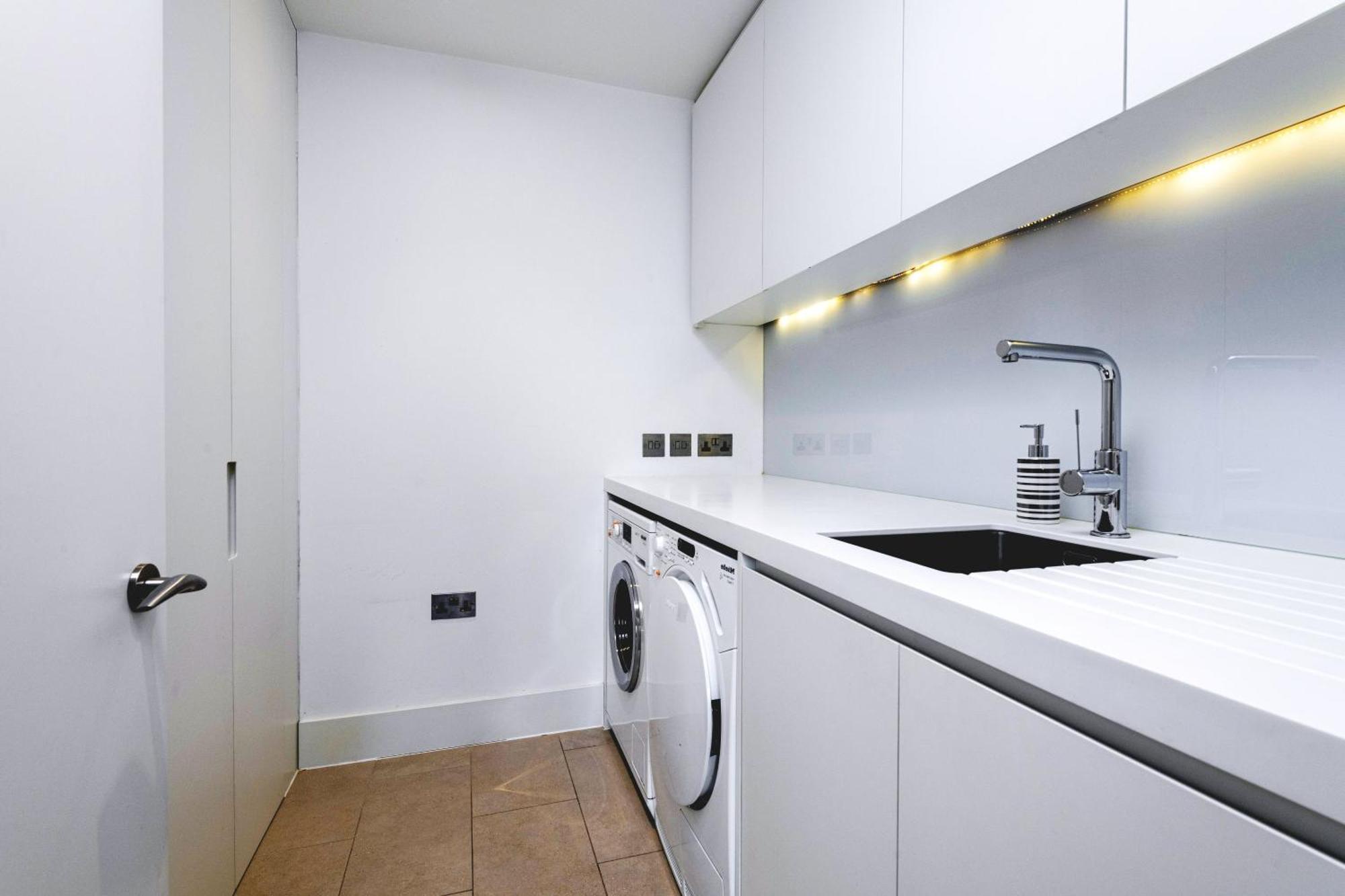 The Tate Modern Penthouse - Elegant 2-bedroom On Southbank * London