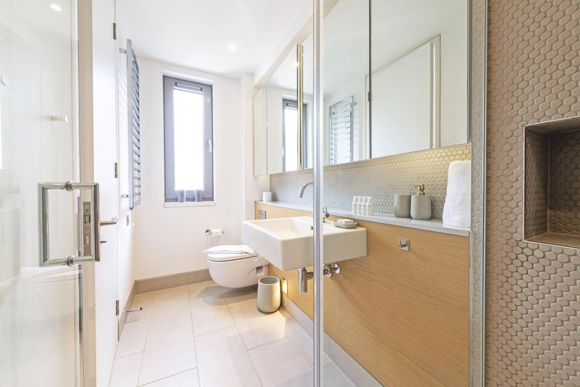 The Tate Modern Penthouse - Elegant 2-bedroom On Southbank Apartment *