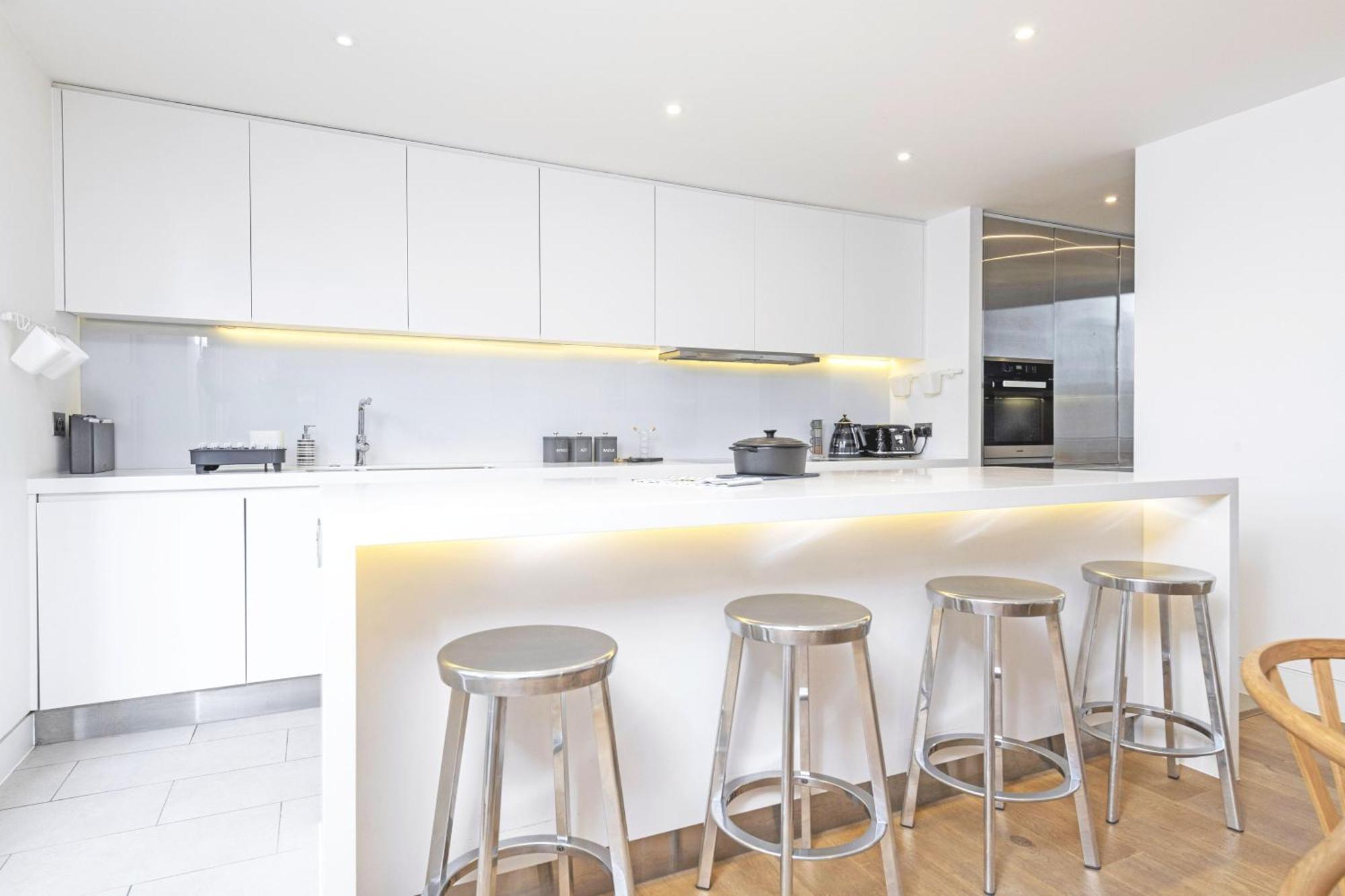The Tate Modern Penthouse - Elegant 2-bedroom On Southbank * London