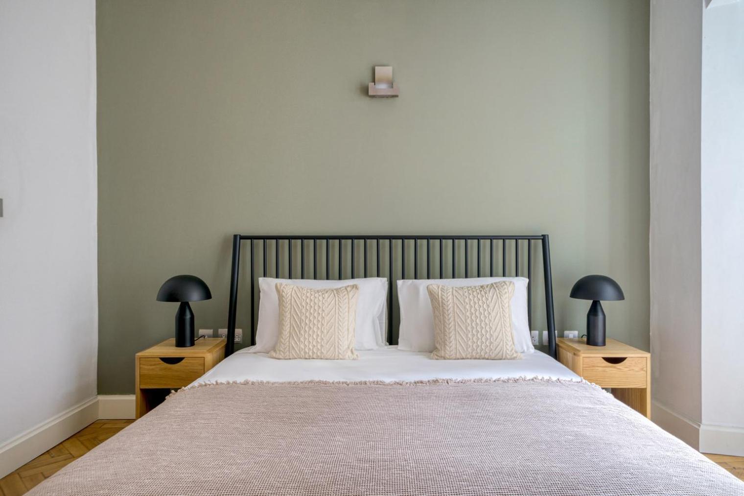 Blueground Holborn High Ceiling Nr Station Lon-84 Apartment *