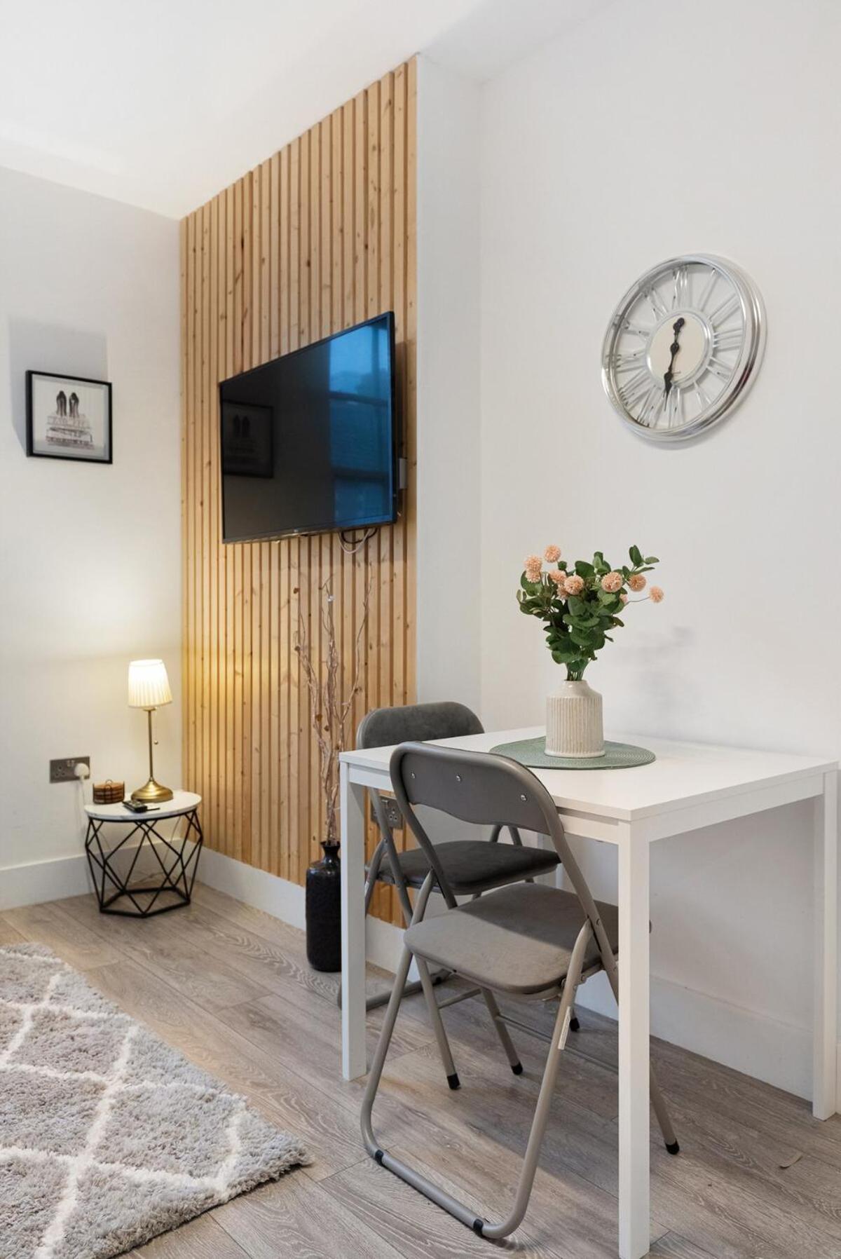Scott Ellis 2 Apartment London