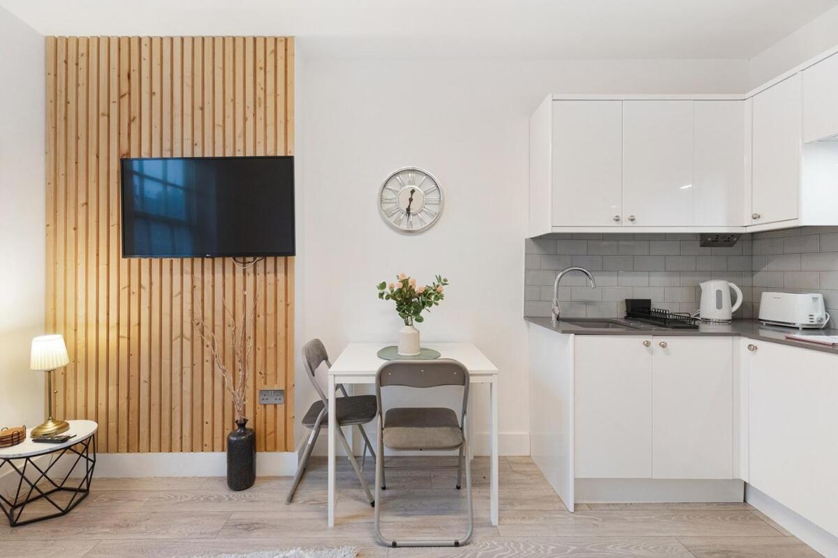 Apartment Scott Ellis 2 London