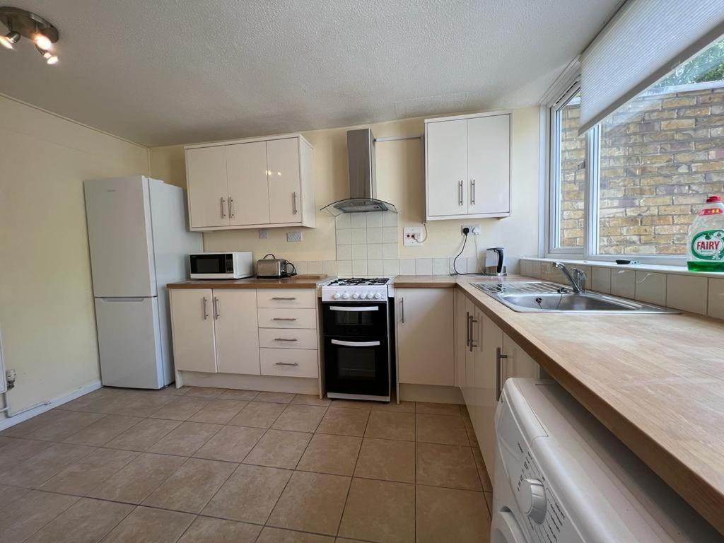Lovely 4bed Property, 8min To Oxford Street Apartment London